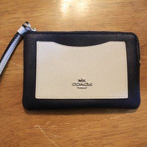 Coach Wrist Wallet